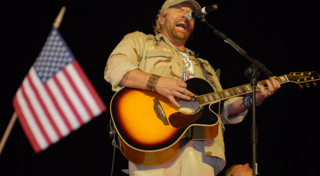 Toby Keith – Whiskey Girl