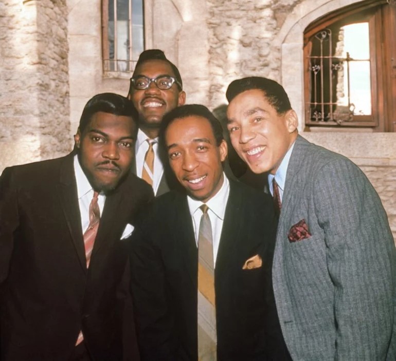 Smokey Robinson – Quiet Storm