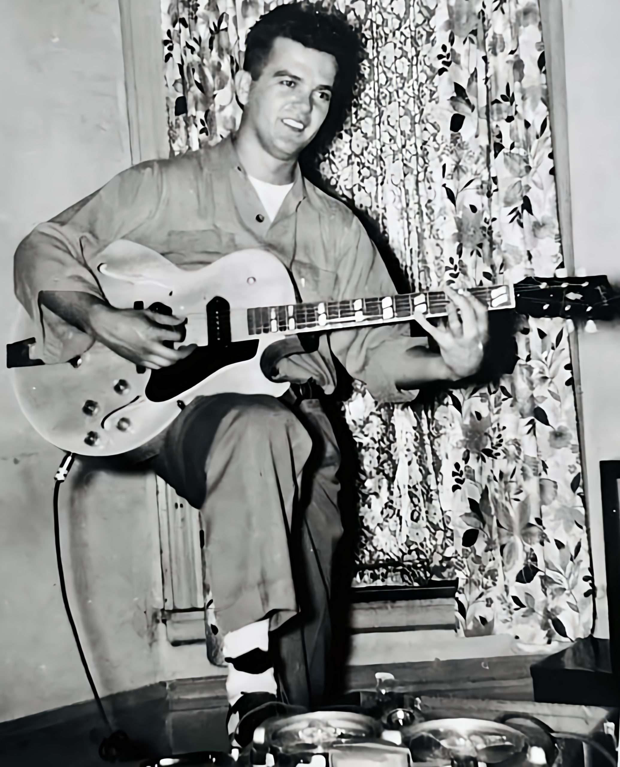 Conway Twitty – I See the Want To in Your Eyes