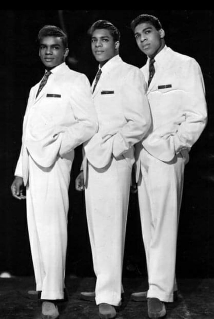 The Isley Brothers – Shout