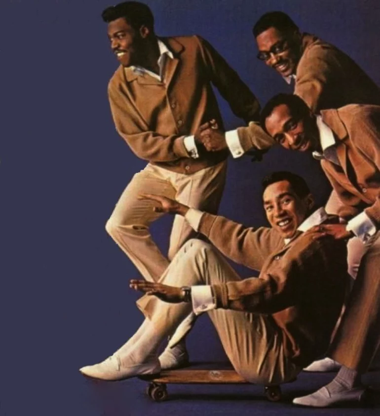 Smokey Robinson and The Miracles – Ooo Baby Baby